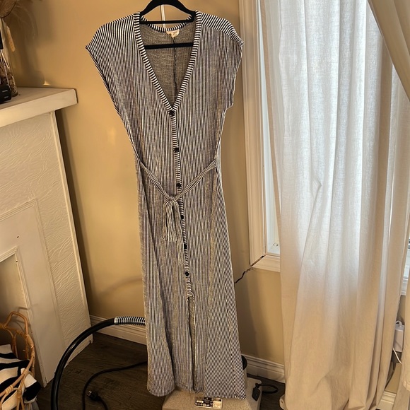 Striped Dress - Picture 1 of 2